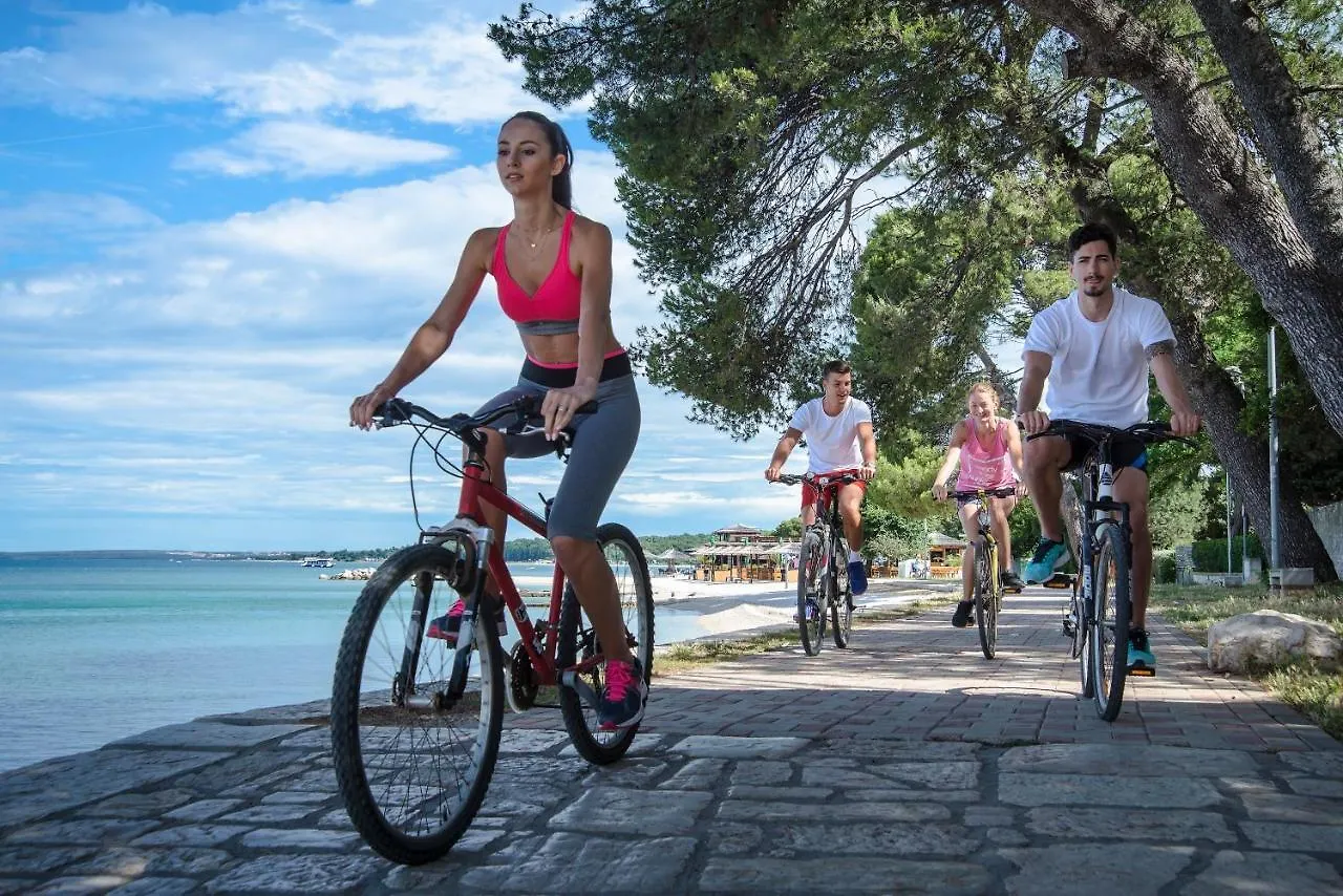Mobile Homes Bi Village - Adriatic Kampovi Fažana Tatil parkı