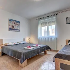 Appartamento Kajfes, Fažana